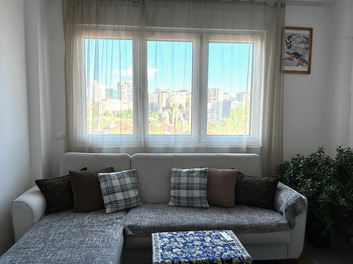 Yellowhouse Πρίστινα Εξωτερικό φωτογραφία